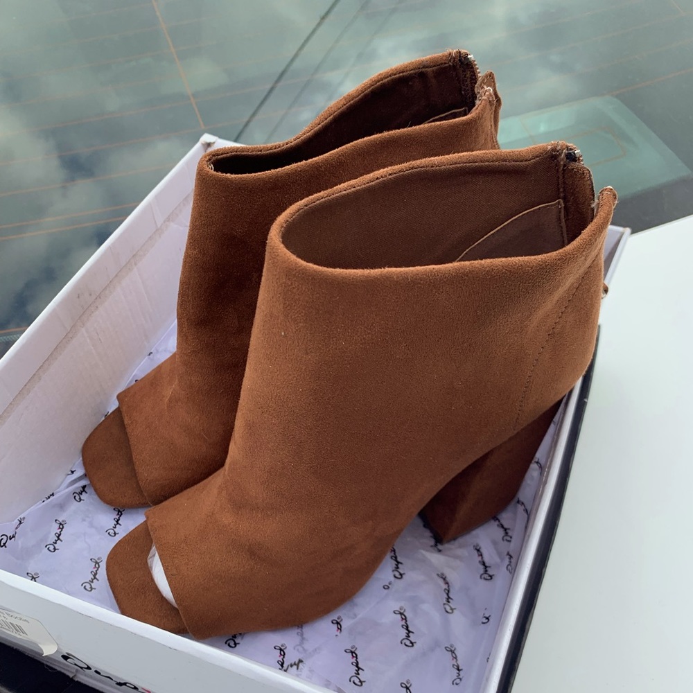 Peep toe bootie size 8 New